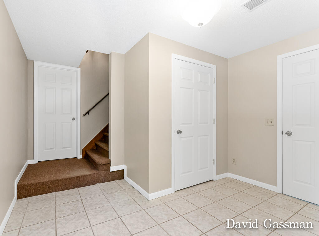 4765 Anderson Road Muskegon, MI 49445 - Photo 23 of 37 4765Anderson26Lores