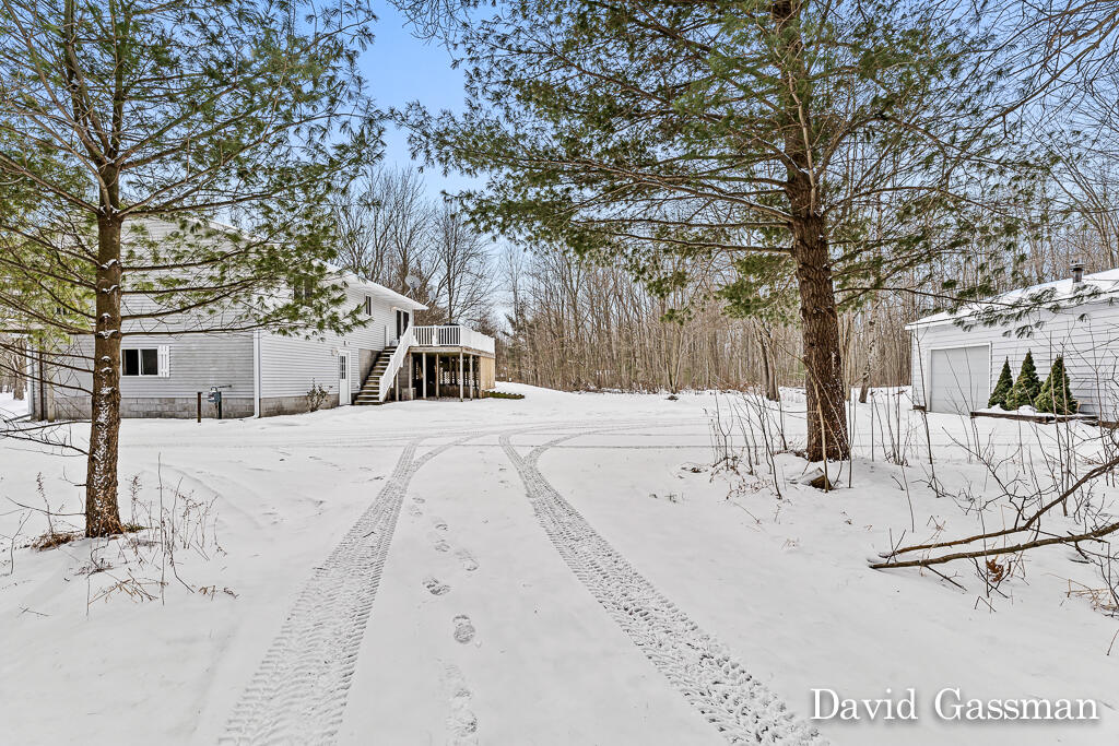 4765 Anderson Road Muskegon, MI 49445 - Photo 6 of 37 4765Anderson05Lores