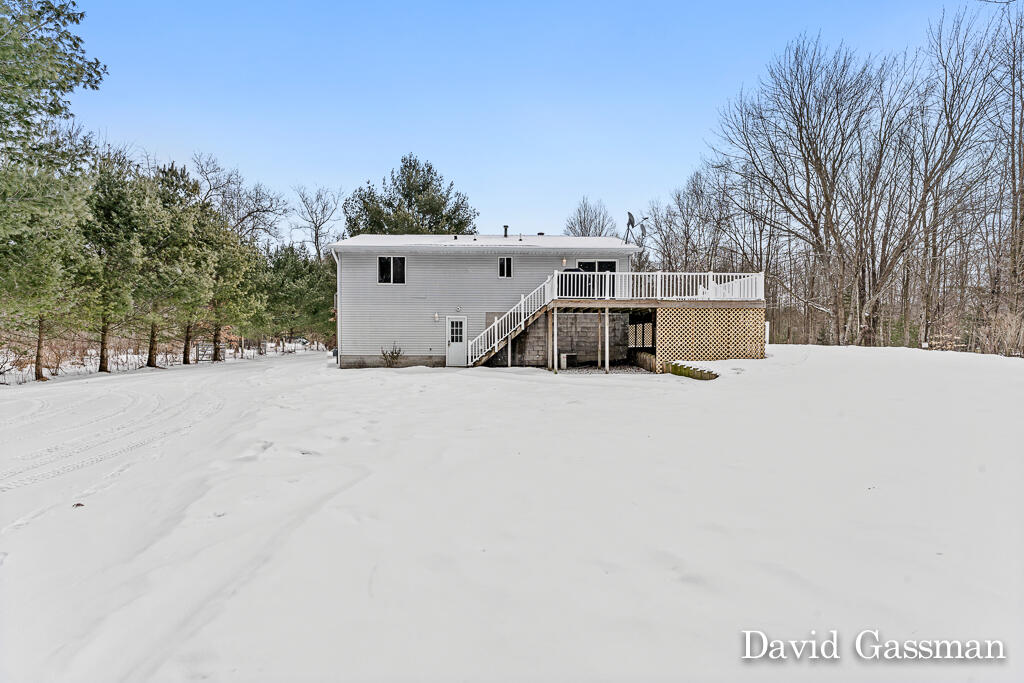 4765 Anderson Road Muskegon, MI 49445 - Photo 8 of 37 4765Anderson07Lores