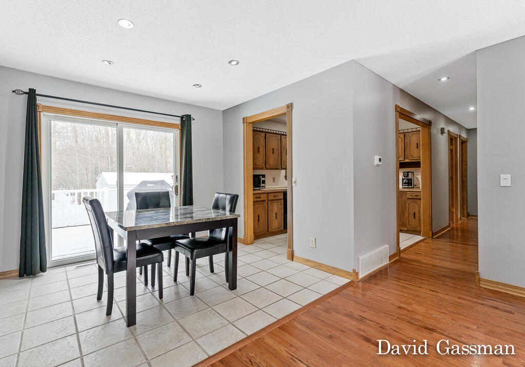 4765 Anderson Road Muskegon, MI 49445 - Photo 10 of 37 4765Anderson10Lores