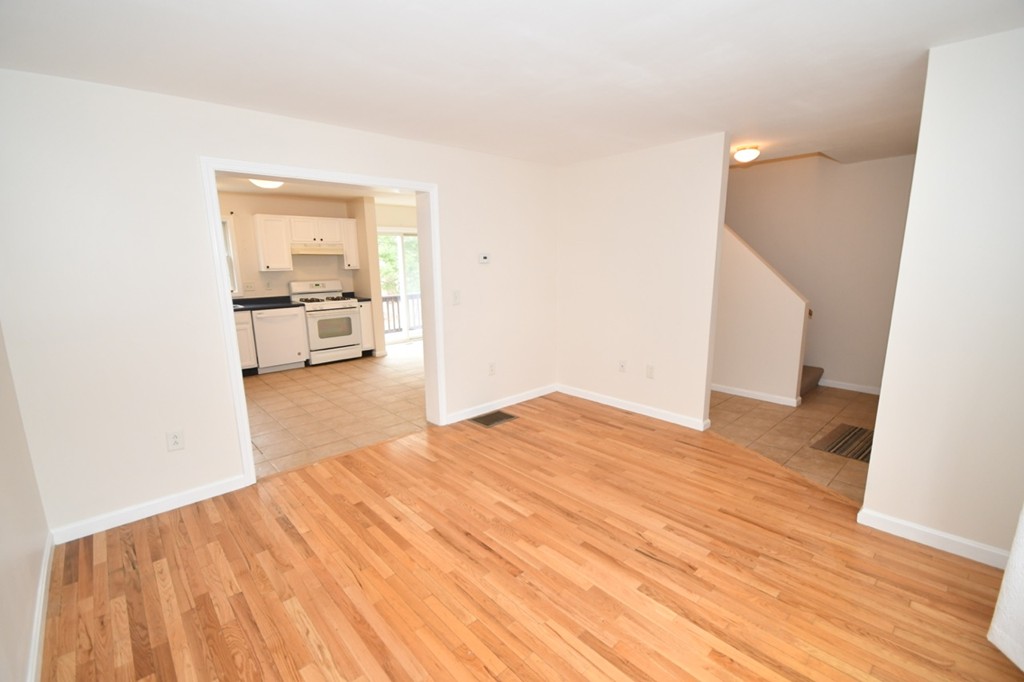 111 Beach Road, Unit 7 Salisbury, MA 01952 - Photo 8 of 24