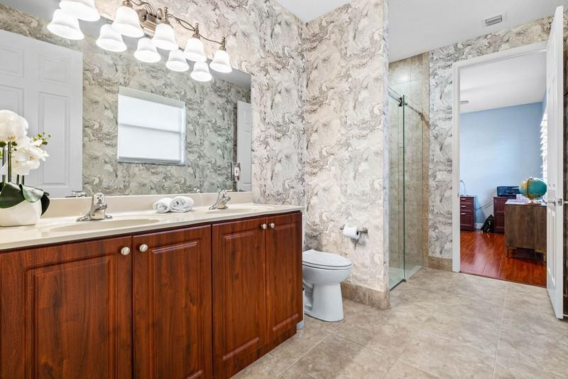8235 Southwest 51st Street Cooper City, FL 33328 - Photo 18 of 29 HUGE 2nd bathroom=jack & jill!