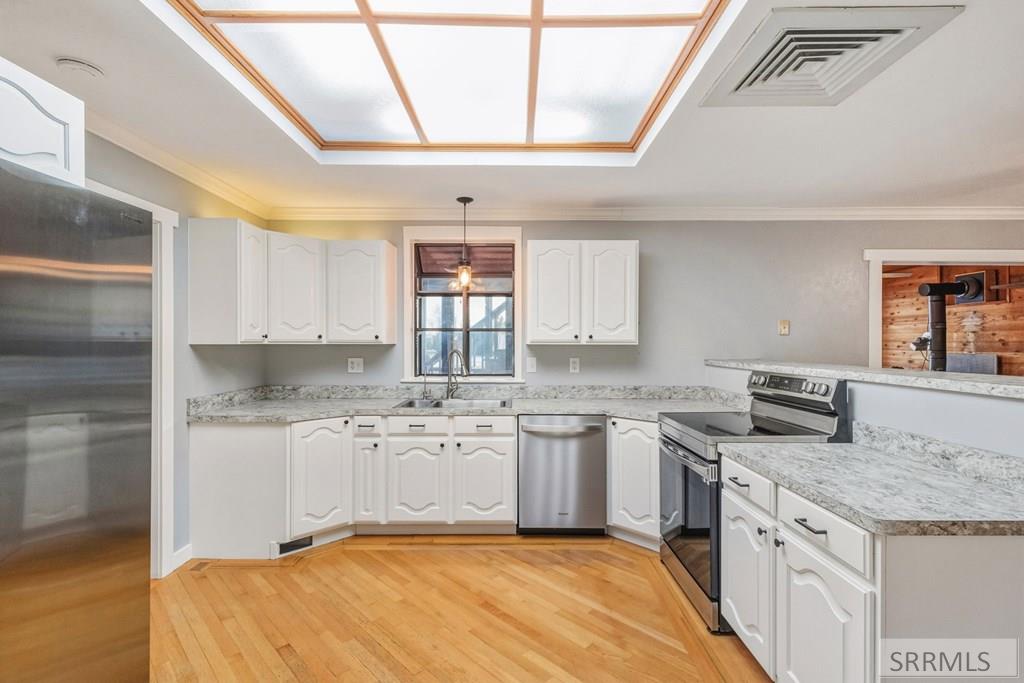 98 North 4100 East Rigby, ID 83442 - Photo 16 of 82