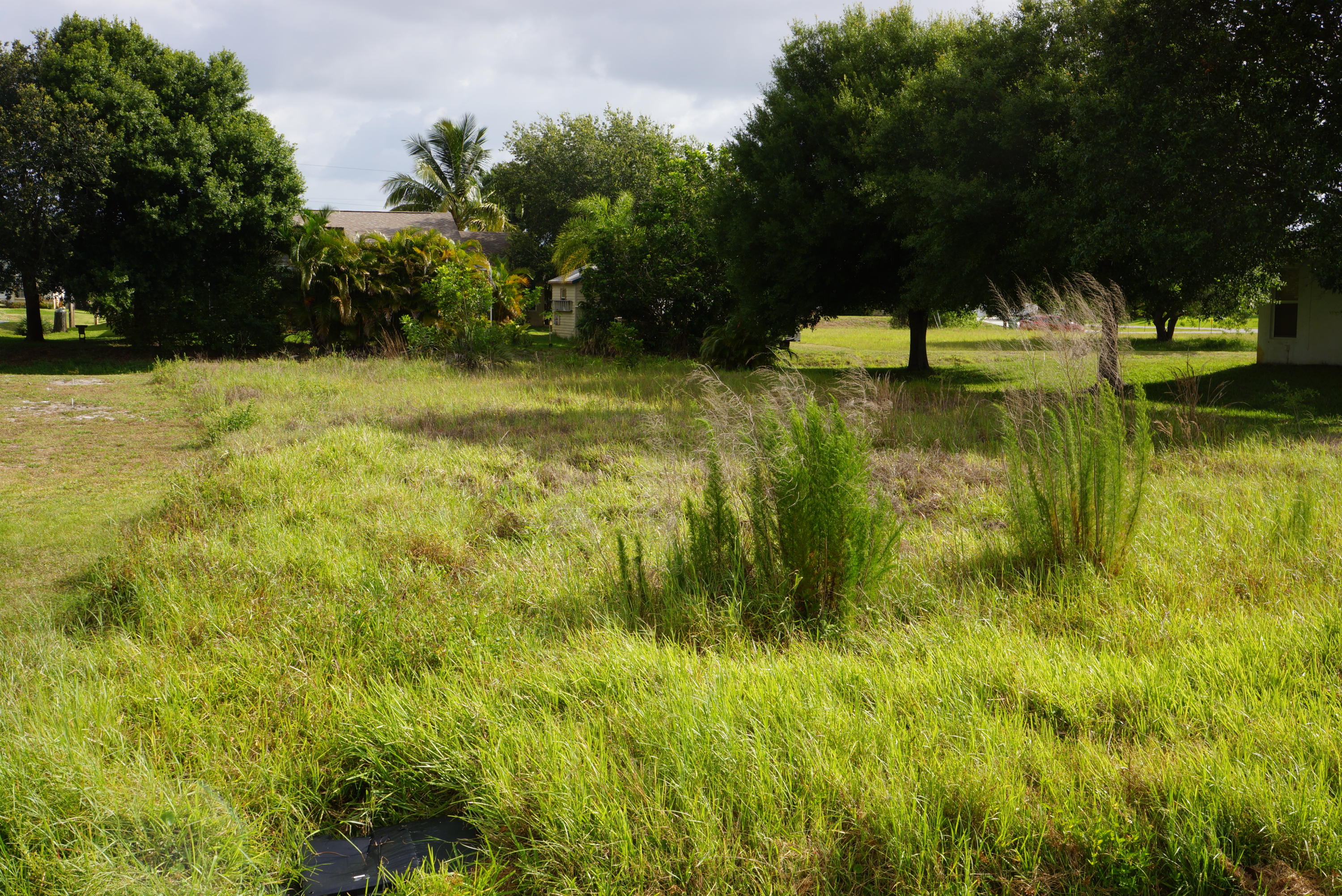 305 Southeast Fisk Road Port St. Lucie, FL 34984 - Photo 5 of 6 DSC02383