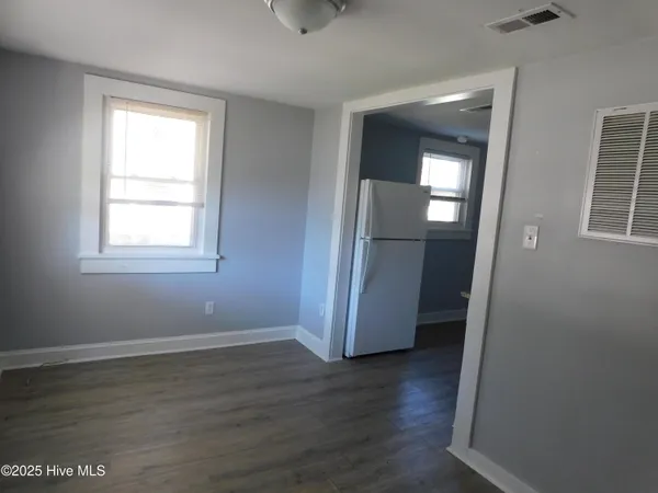 $1,500 | 609 Broad Street, Beaufort, NC 28516