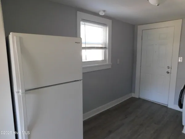 $1,500 | 609 Broad Street, Beaufort, NC 28516