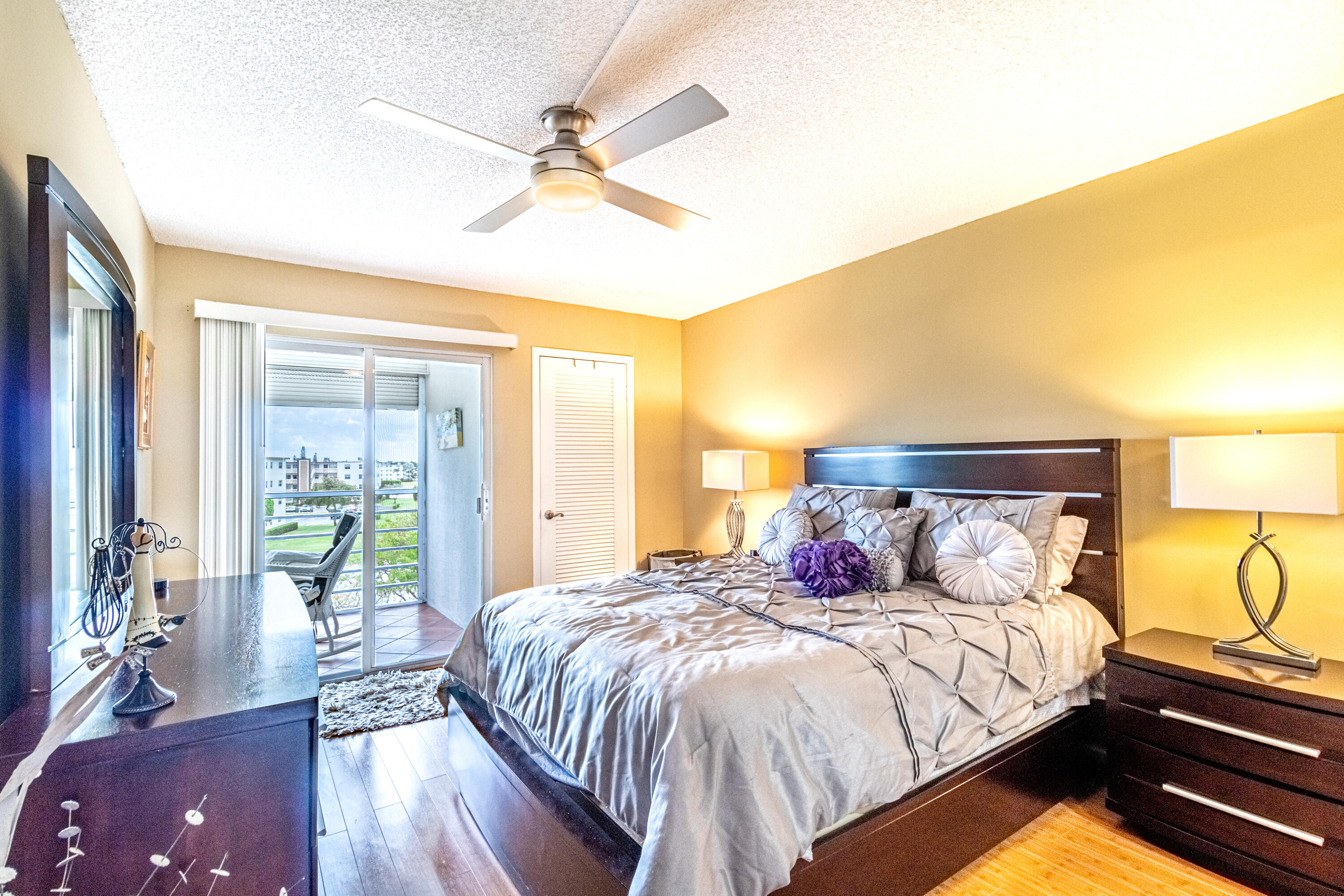 4027 Newcastle B Boca Raton, FL 33434 - Photo 9 of 18 IMG_0568-HDR-2