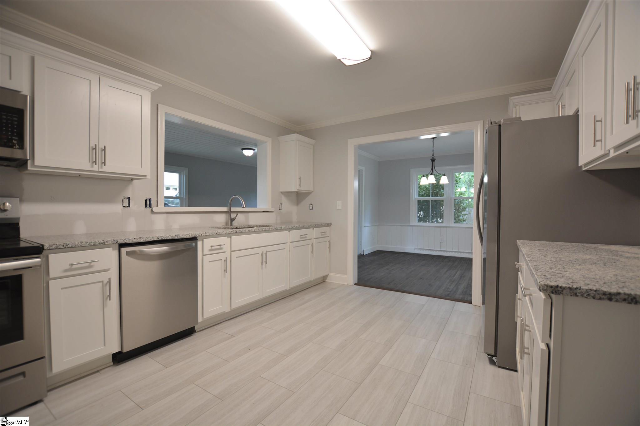 312 Richbourg Road Greenville, SC 29615 - Photo 11 of 27 Gallery Image 11
