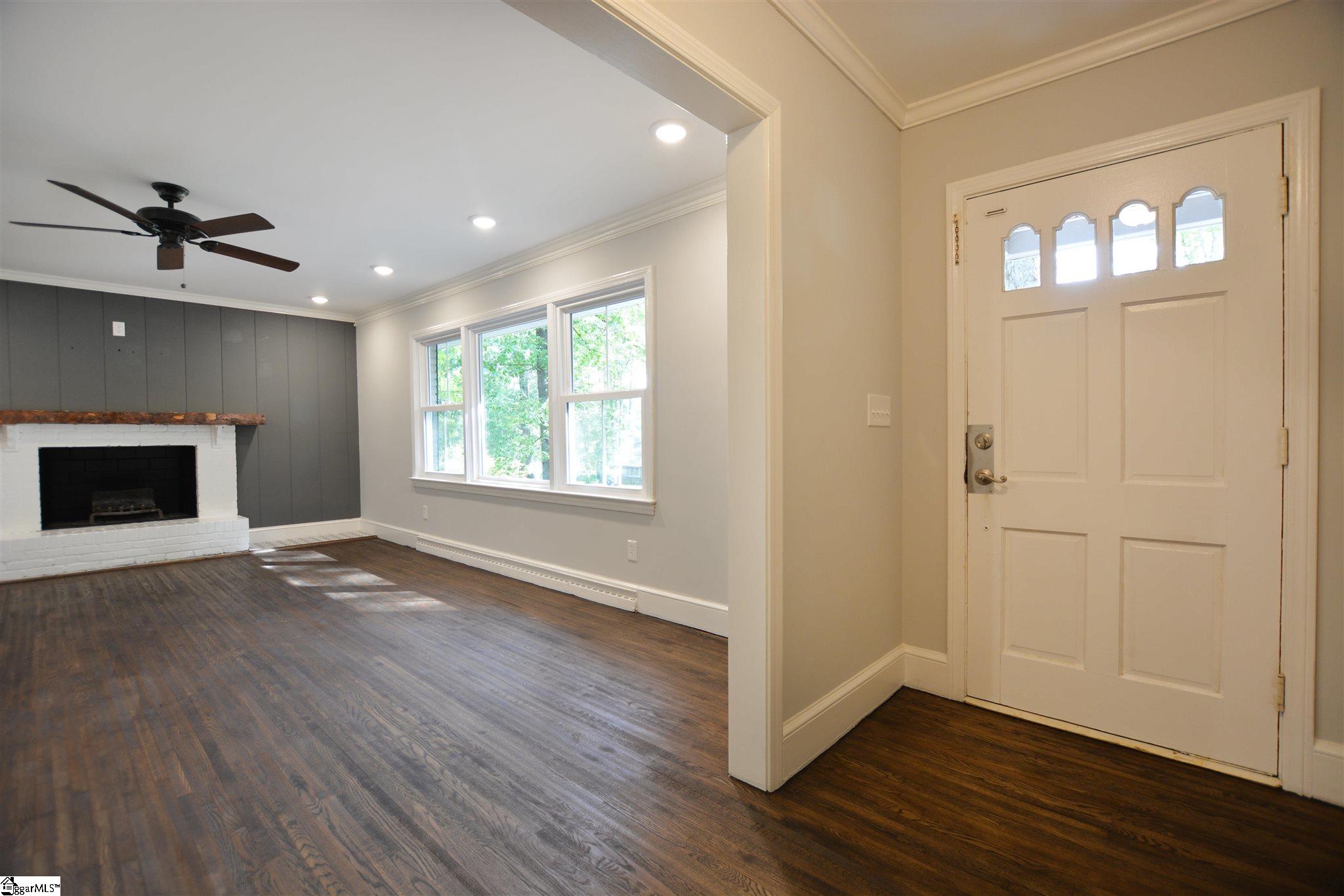 312 Richbourg Road Greenville, SC 29615 - Photo 6 of 27 Gallery Image 6