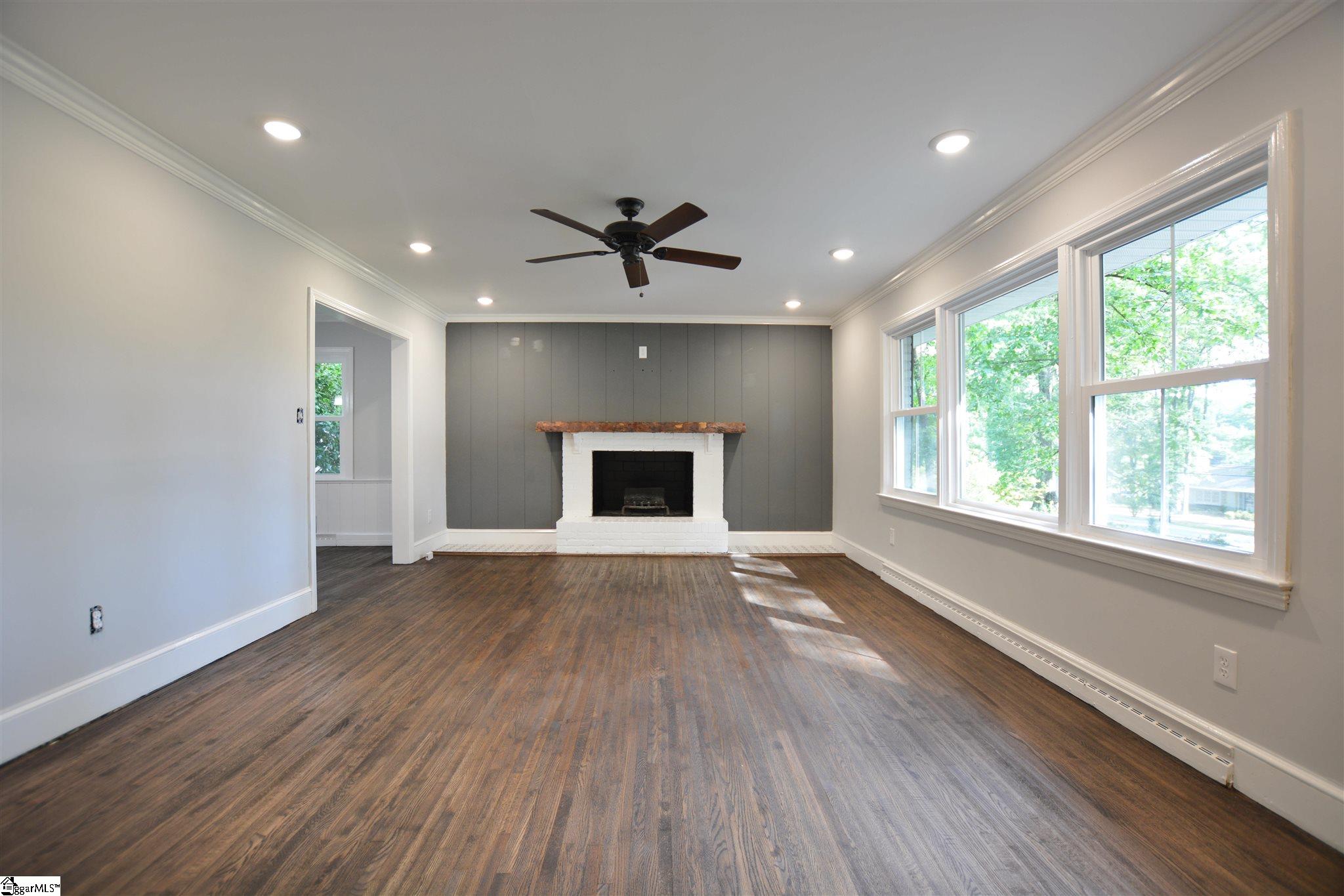 312 Richbourg Road Greenville, SC 29615 - Photo 7 of 27 Gallery Image 7