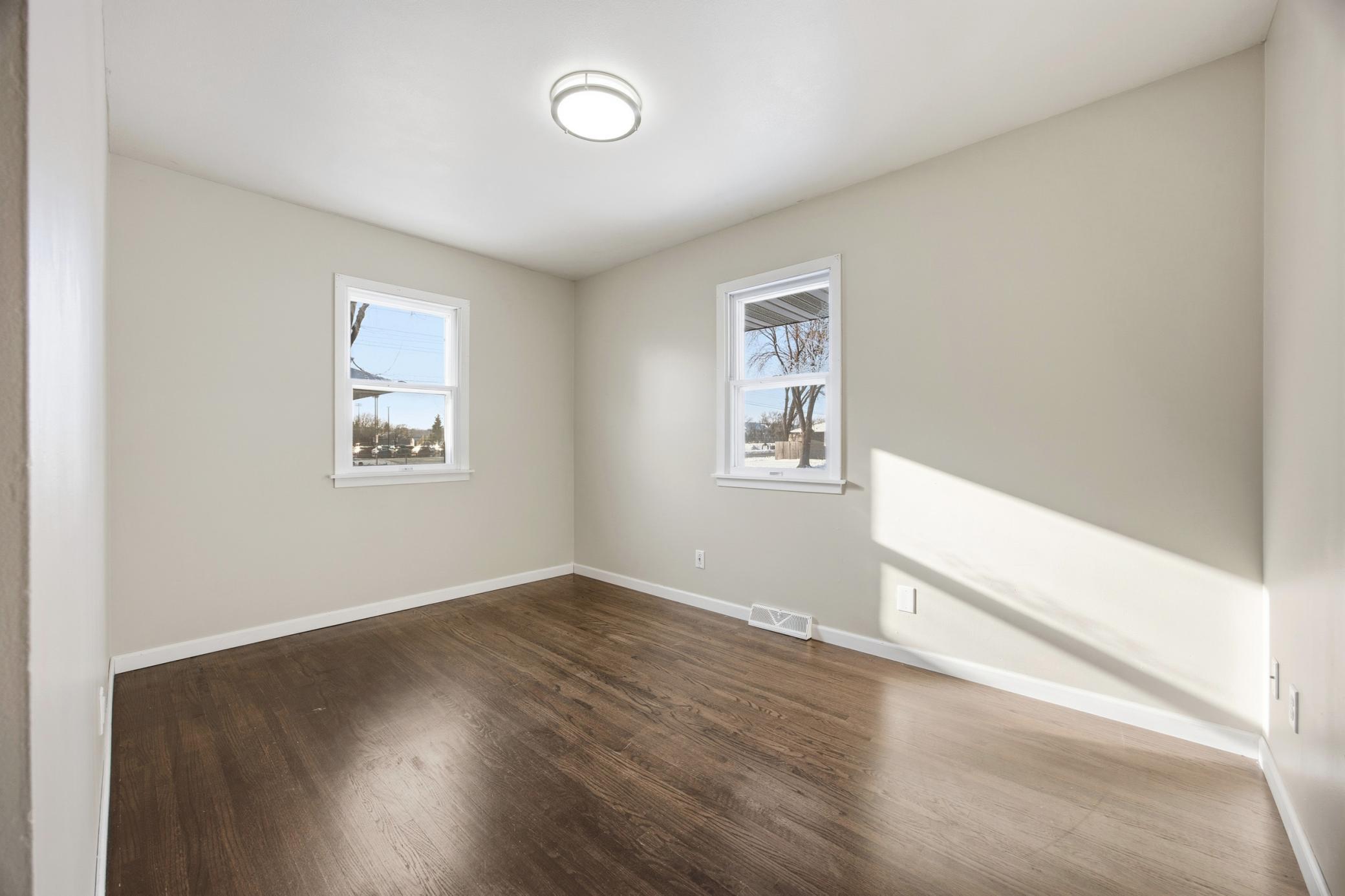 1905 9th Street North Fargo, ND 58102 - Photo 11 of 27