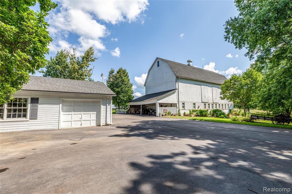 49680 Eight Mile Road Northville, MI 48167 - Photo 48 of 74 Gallery Image 48