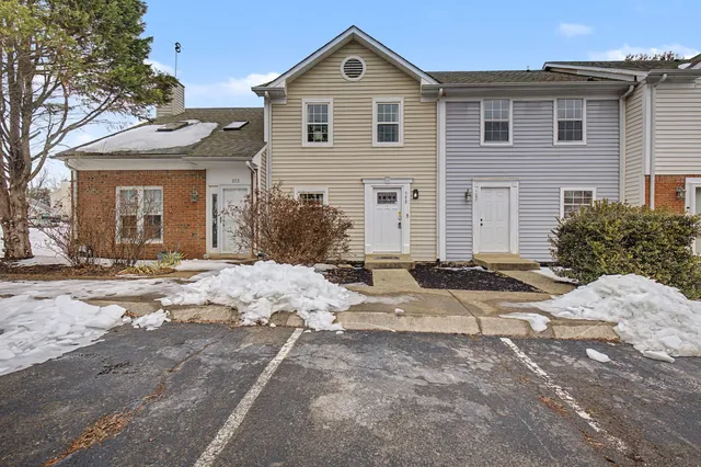 $179,900 | 105 Carriage Place, Clarksville, TN 37042