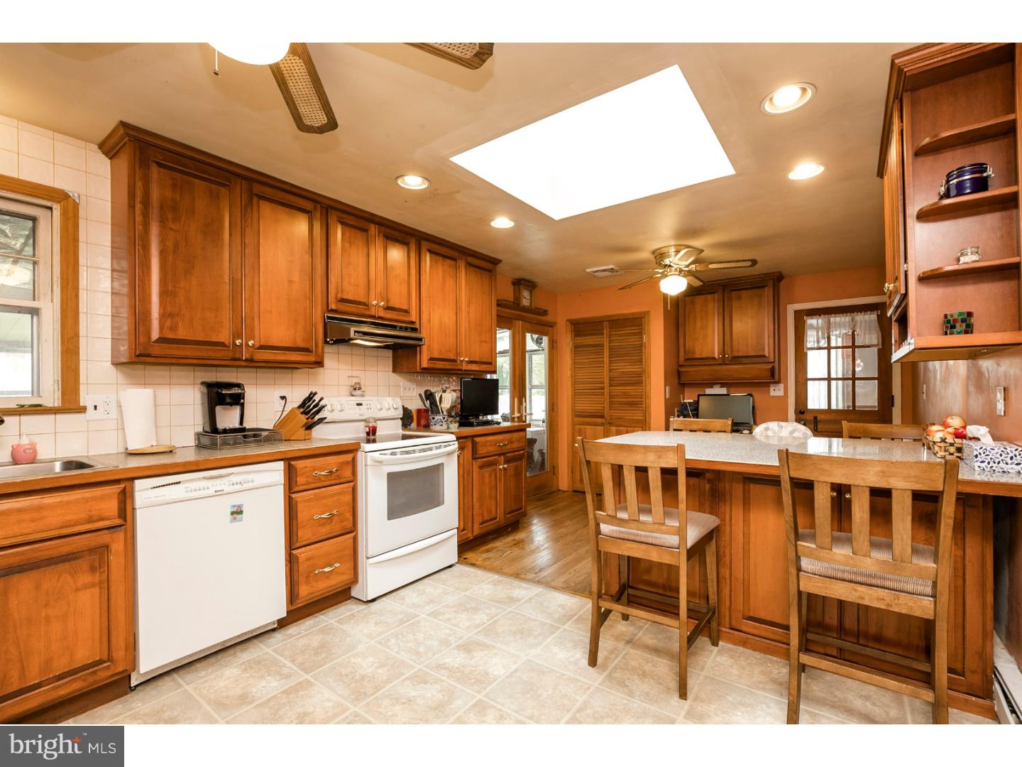 1037 Kulp Road Pottstown, PA 19465 - Photo 13 of 25 Kitchen