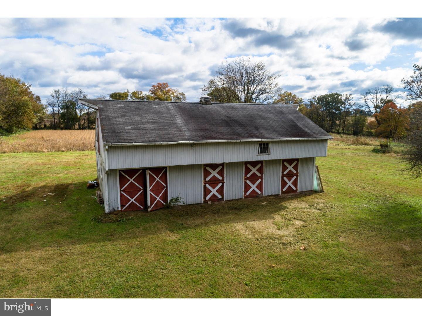 1037 Kulp Road Pottstown, PA 19465 - Photo 6 of 25 Barn