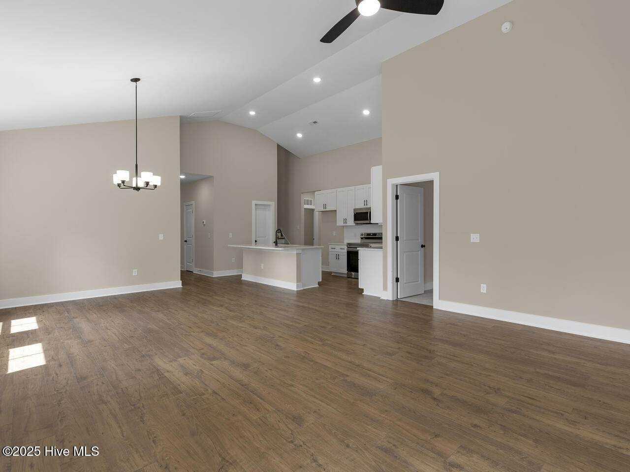 6329 Gordon Road Wilmington, NC 28411 - Photo 20 of 50 Similar to Home (options/selections may vary)