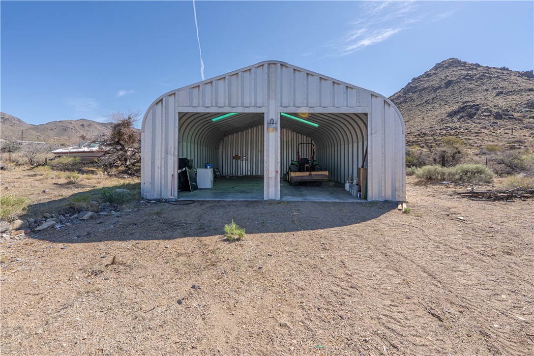 4290 Smoketree Road Golden Valley, AZ 86413 - Photo 8 of 43 Gallery Image 8