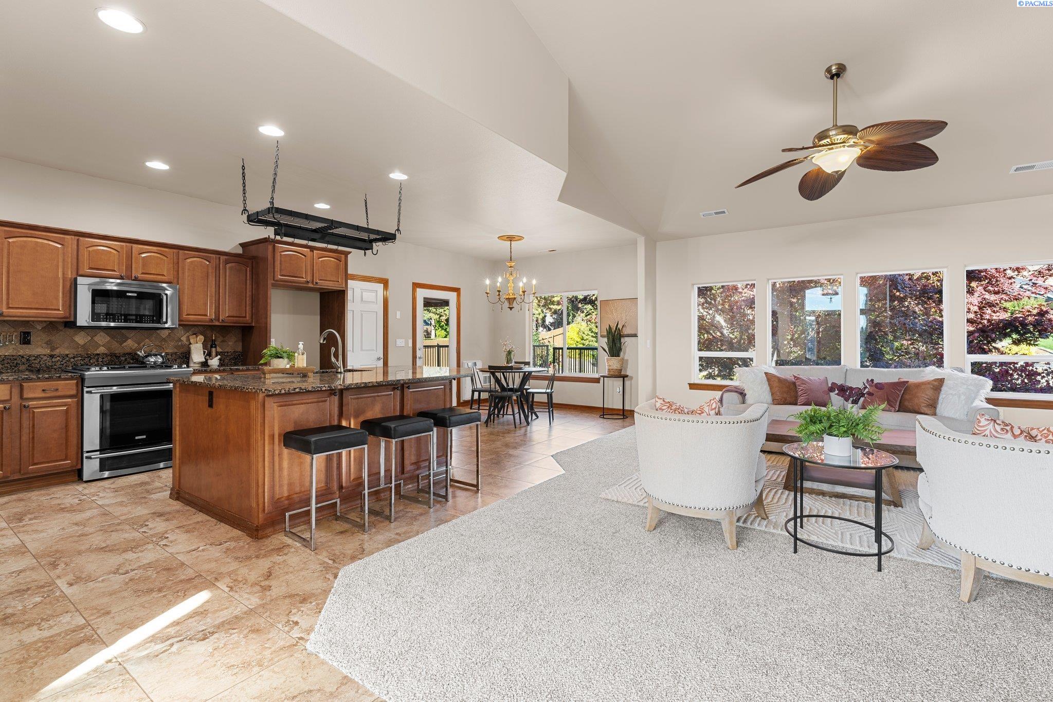 2677 Katie Road Kennewick, WA 99338 - Photo 8 of 50 Gallery Image 8