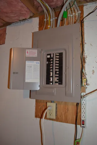 $199,900 | 2456 Blake Court, Oshkosh, WI 54904