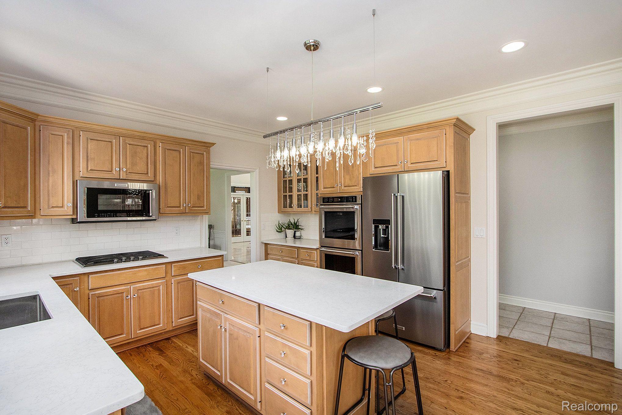 7907 Bridge Valley Clarkston, MI 48348 - Photo 12 of 62 Gallery Image 12
