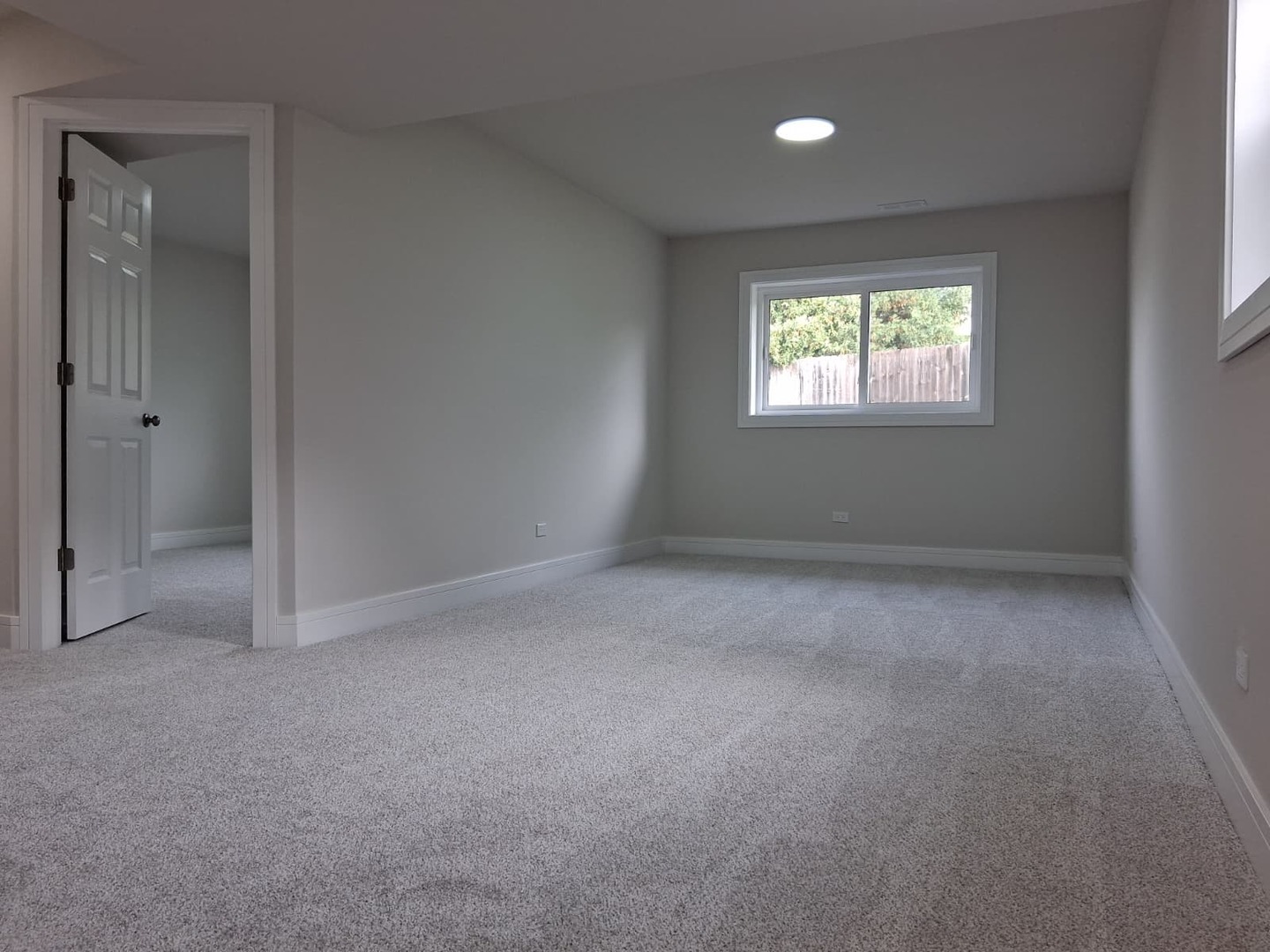 19013 Amlin Lane Country Club Hills, IL 60478 - Photo 18 of 20 a view of an empty room with a window