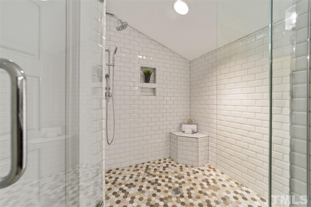 507 Hamilton Cottage Way Raleigh, NC 27605 - Photo 18 of 30 a bathroom with a toilet