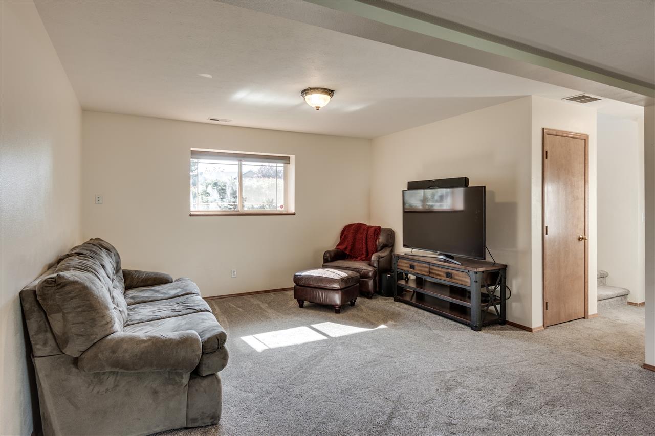 18020 North Addison Court Colbert, WA 99005 - Photo 13 of 23