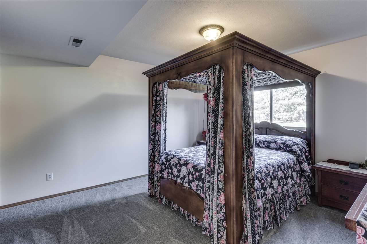 18020 North Addison Court Colbert, WA 99005 - Photo 16 of 23