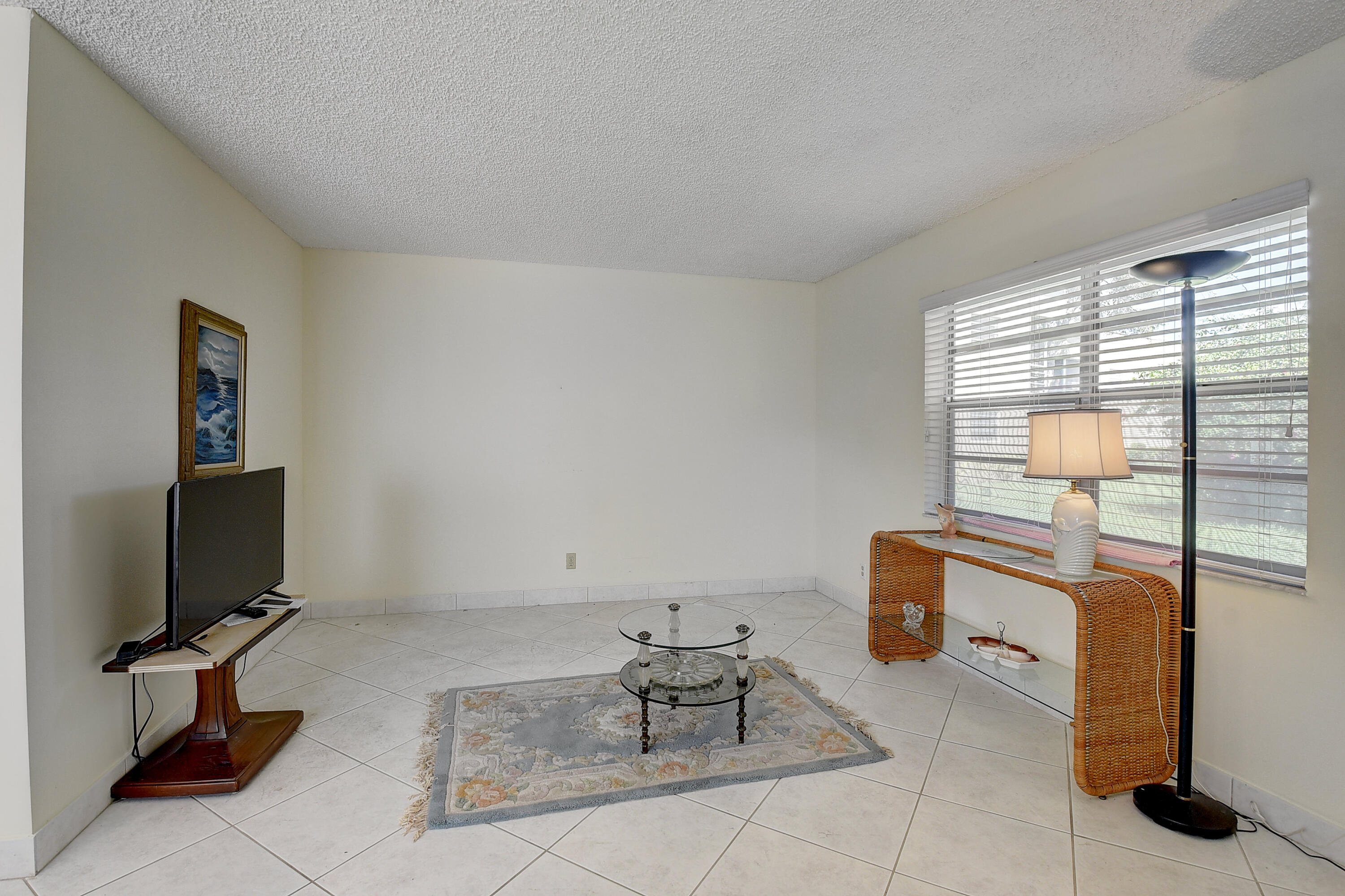 832 Normandy Trail Delray Beach, FL 33484 - Photo 10 of 46 09_dsc_1821_2_3_4_5