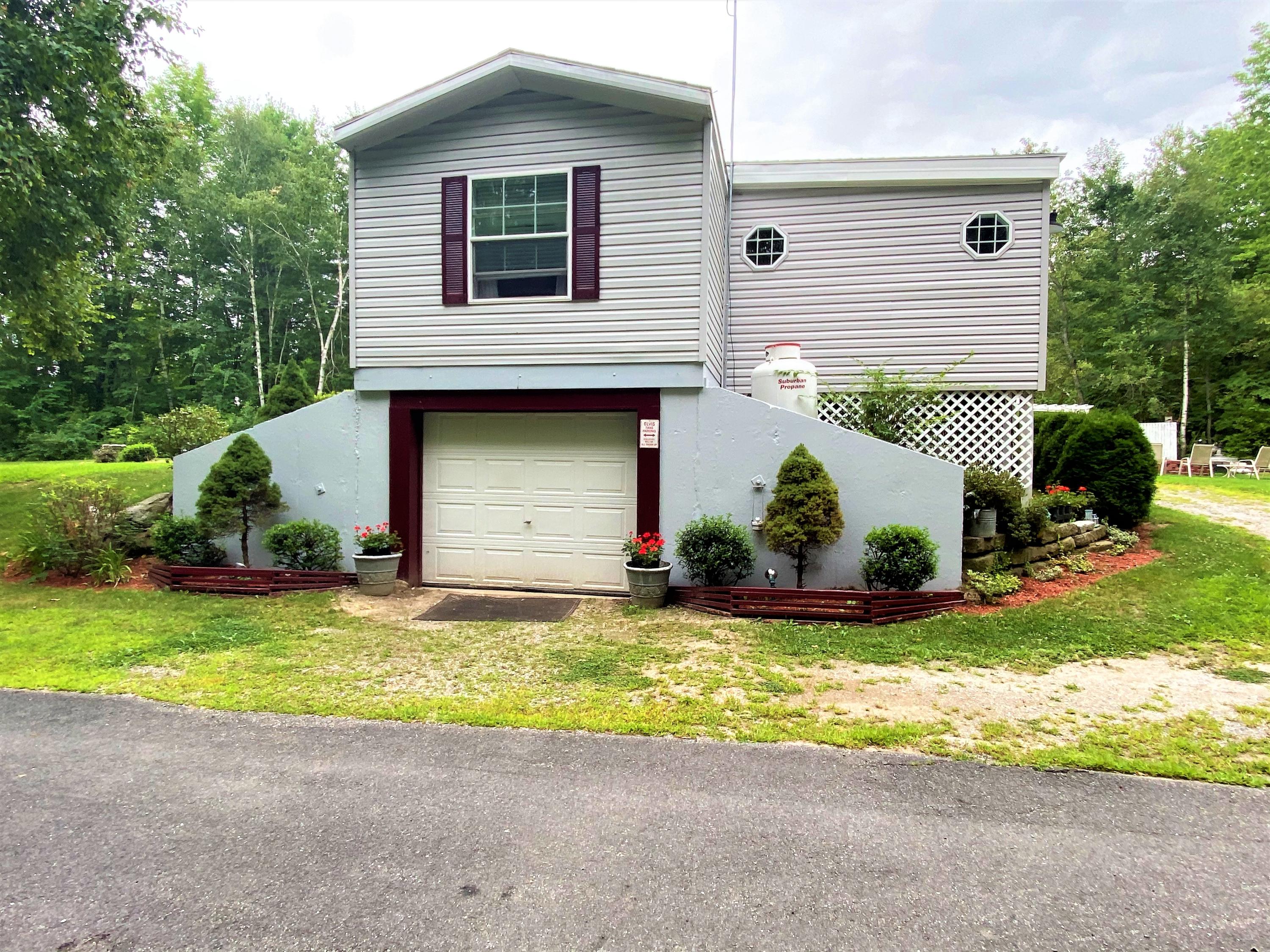 157 Lake House Road Naples, ME 04055 - Photo 7 of 41 5
