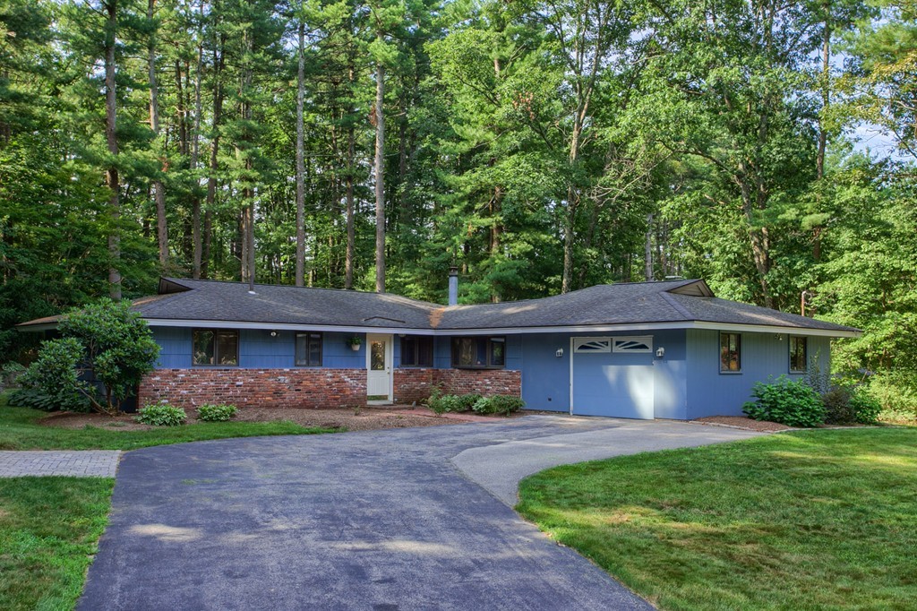 4 Samuel Road Chelmsford, MA 01824 - Photo 1 of 30