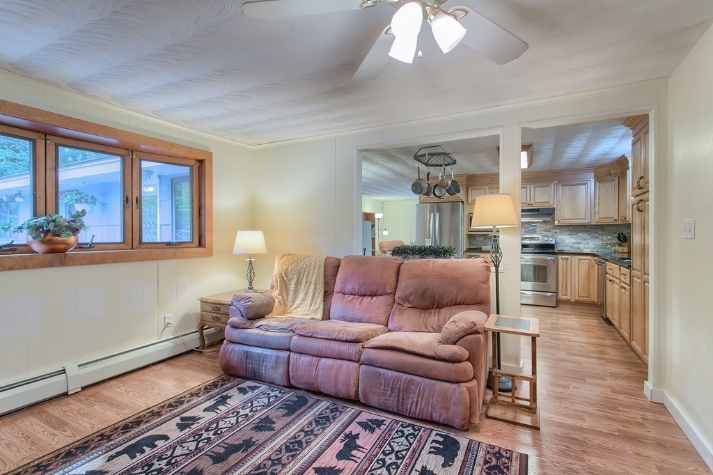 4 Samuel Road Chelmsford, MA 01824 - Photo 12 of 30