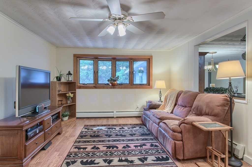 4 Samuel Road Chelmsford, MA 01824 - Photo 13 of 30