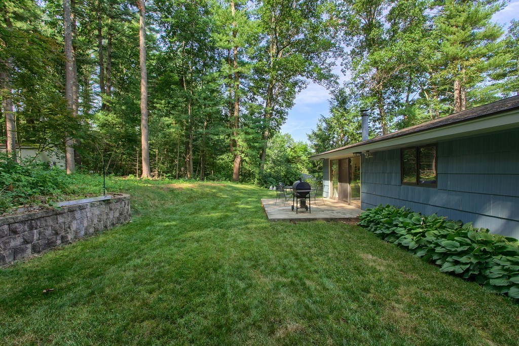 4 Samuel Road Chelmsford, MA 01824 - Photo 3 of 30