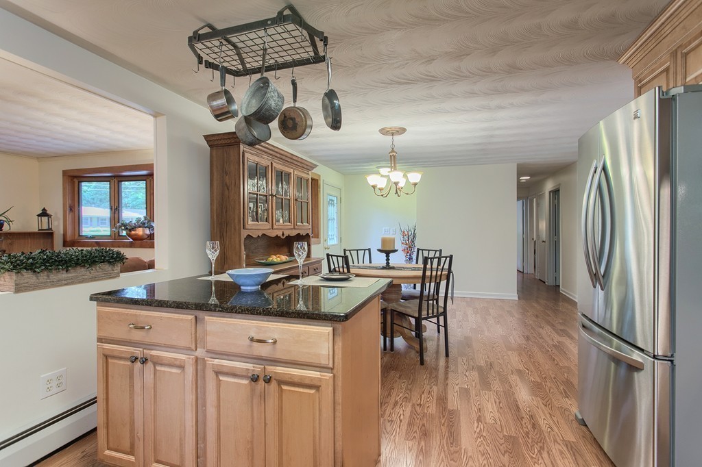 4 Samuel Road Chelmsford, MA 01824 - Photo 9 of 30