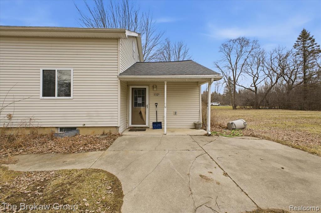 4340 North Webster Road Flushing, MI 48433 - Photo 9 of 47