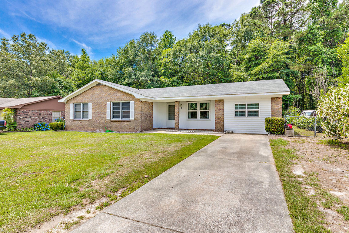 9 Rumson Road Goose Creek, SC 29445 - Photo 2 of 25 2