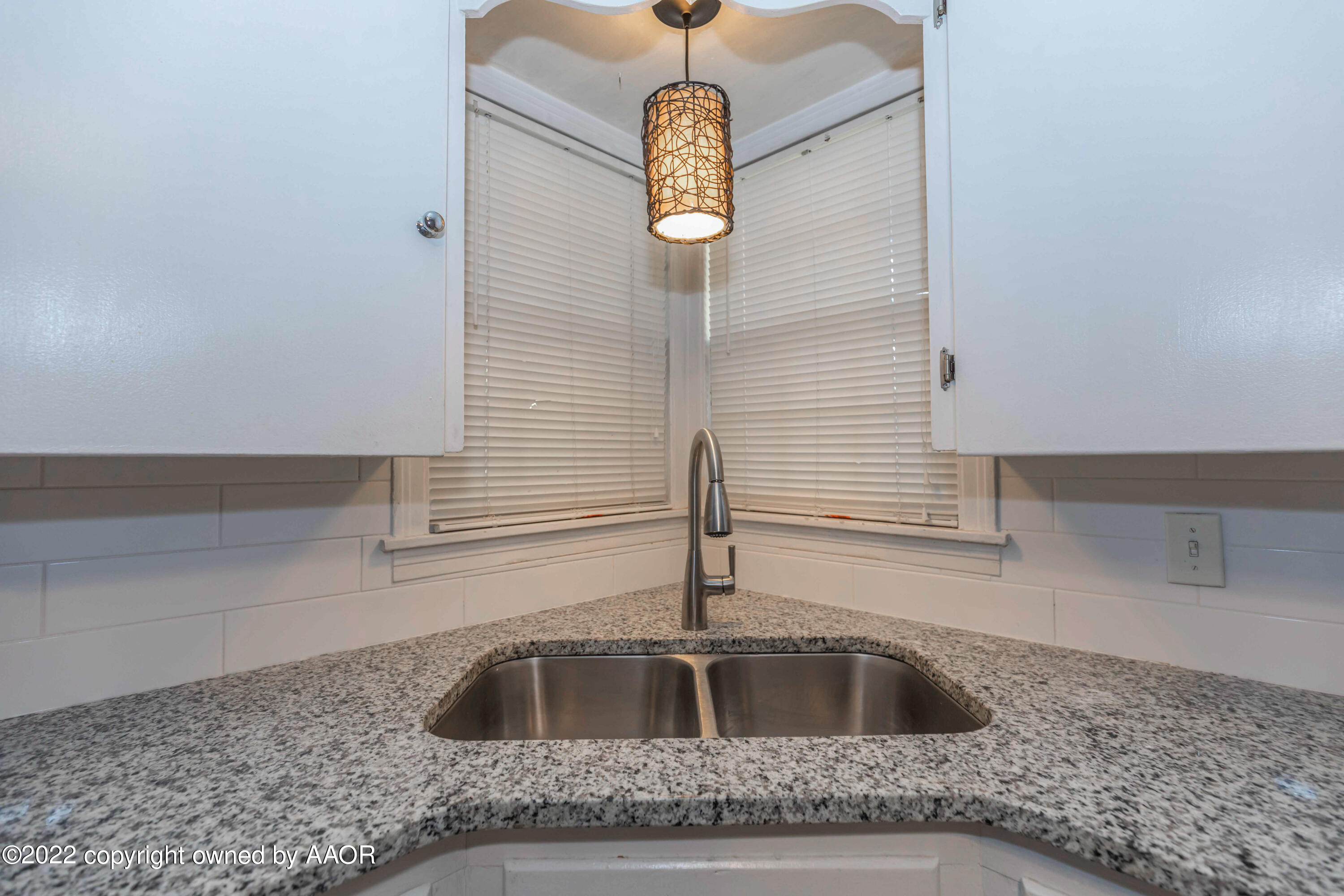 4302 Cline Road Amarillo, TX 79110 - Photo 13 of 26 KITCHEN 2