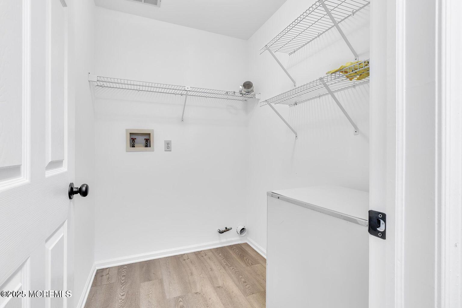 1618 Crimson Road Toms River, NJ 08755 - Photo 14 of 33 20251127171142242906000000-o