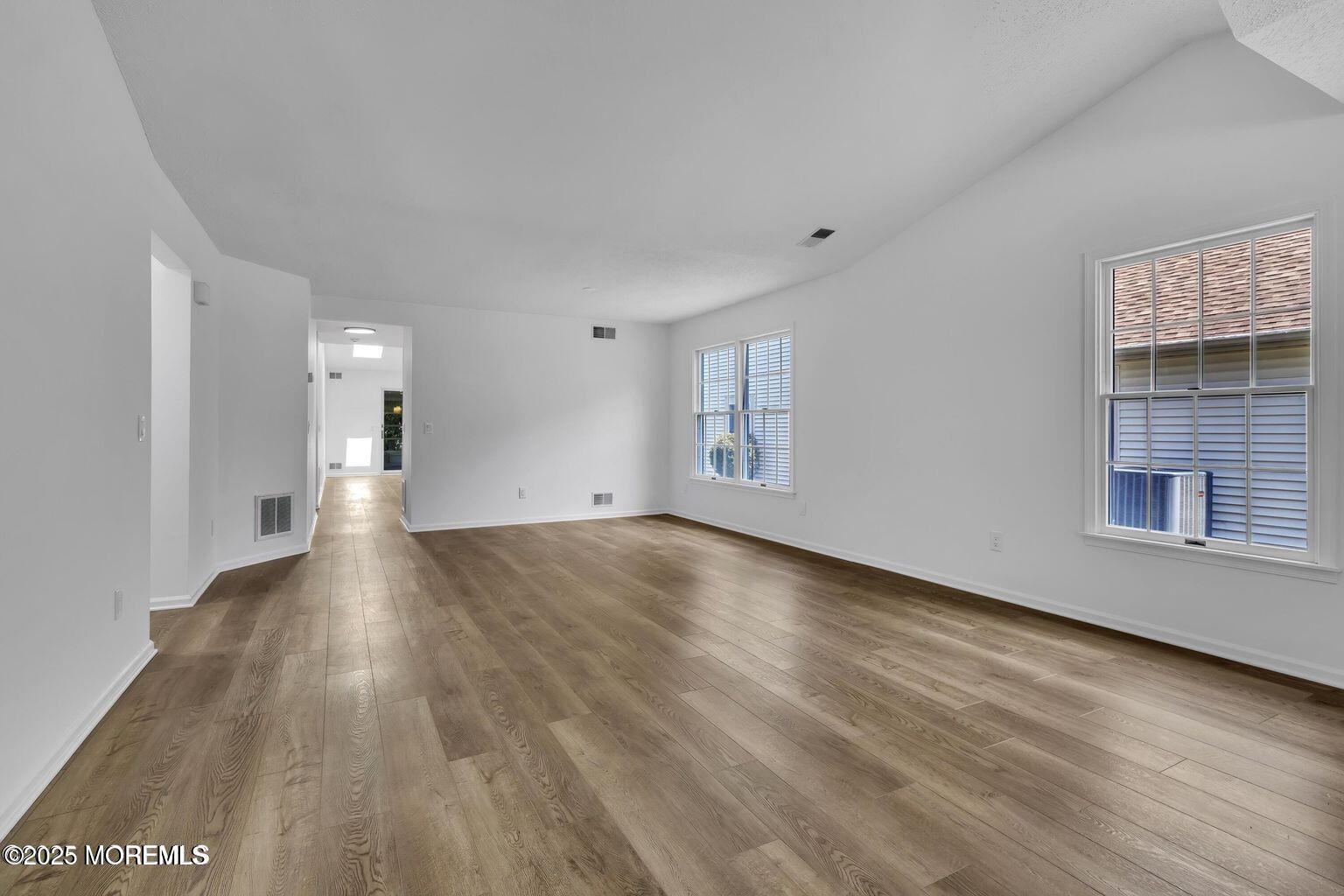 1618 Crimson Road Toms River, NJ 08755 - Photo 19 of 33 20251127171505851321000000-o