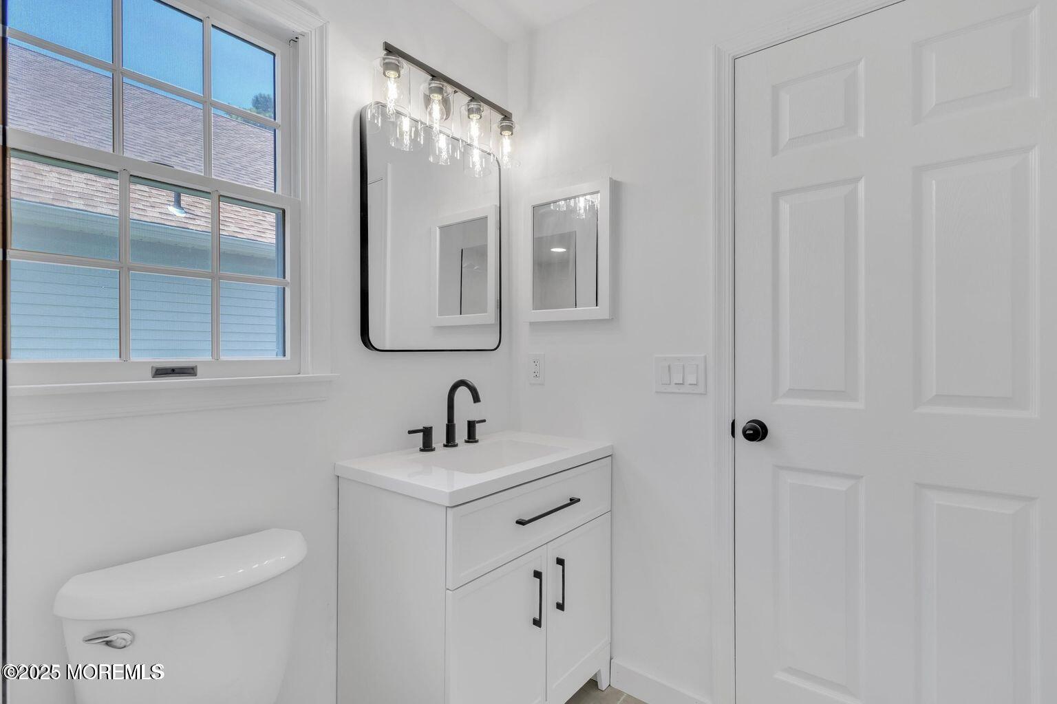 1618 Crimson Road Toms River, NJ 08755 - Photo 21 of 33 20251127171513549766000000-o