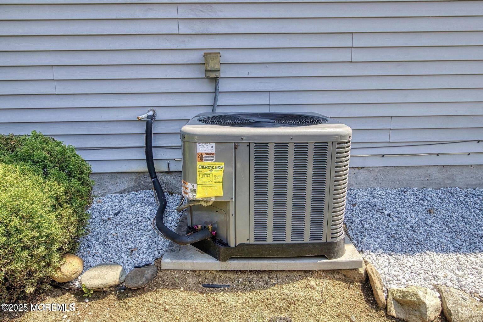 1618 Crimson Road Toms River, NJ 08755 - Photo 29 of 33 20251127171026979273000000-o