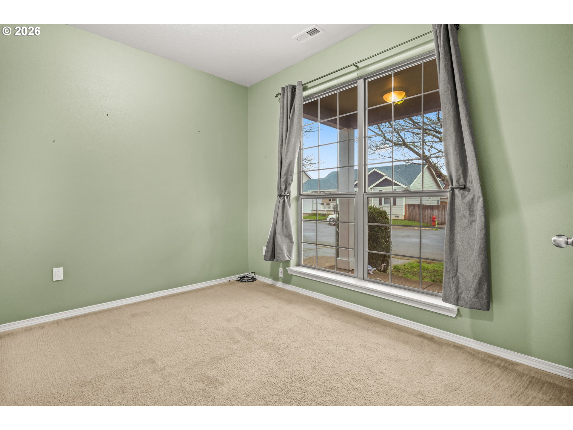 218 Northwest Sagan Loop Sheridan, OR 97378 - Photo 8 of 48