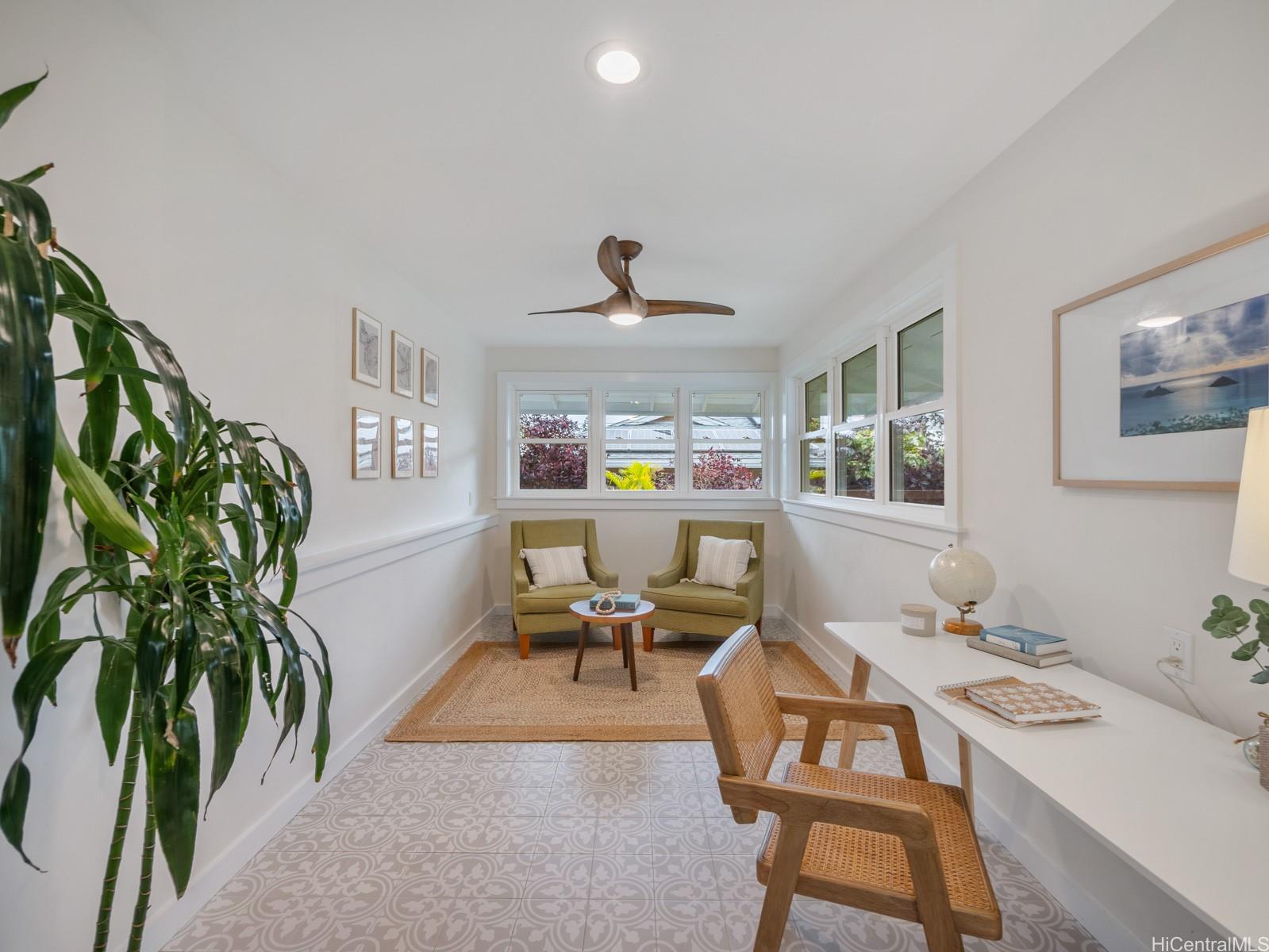 244 Awakea Road Kailua, HI 96734 - Photo 15 of 25 Additional den or office area off of the kitchen.