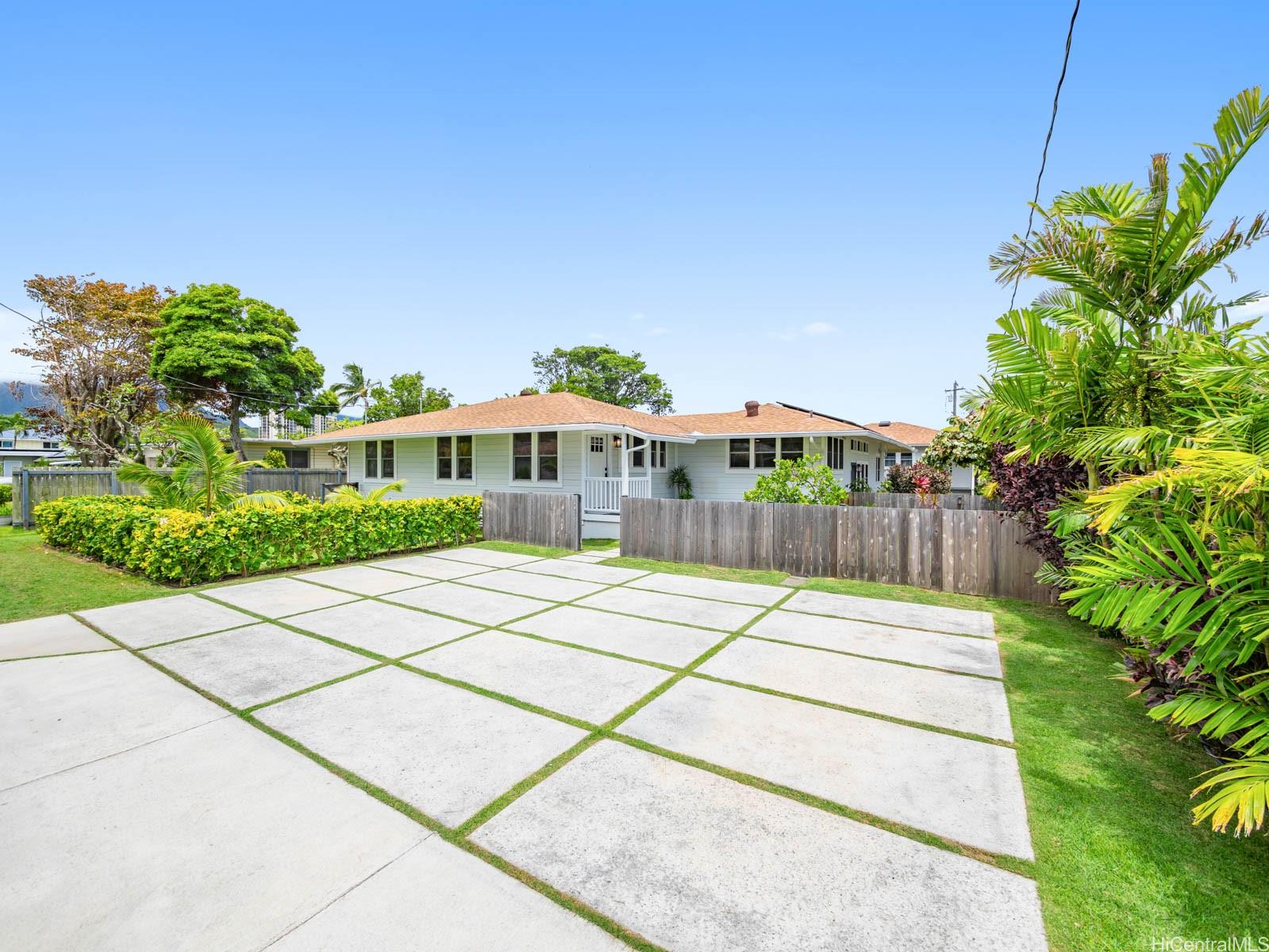 244 Awakea Road Kailua, HI 96734 - Photo 2 of 25 Parking for 4 cars on the driveway, plus a 5th parking spot on the opposite side of the lot.