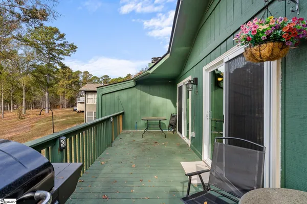 $264,900 | 18 C Hartwell Villas, Anderson, SC 29626