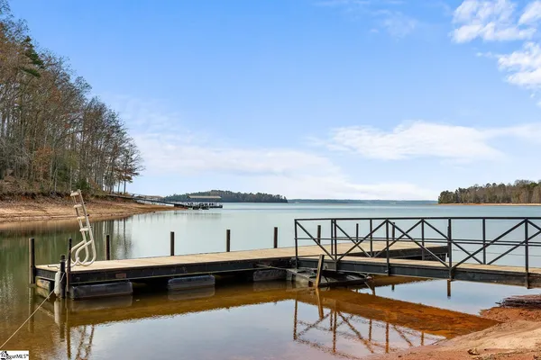 $264,900 | 18 C Hartwell Villas, Anderson, SC 29626