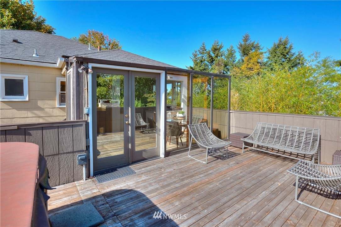 406 Raye Street Seattle, WA 98109 - Photo 19 of 37 Gallery Image 19