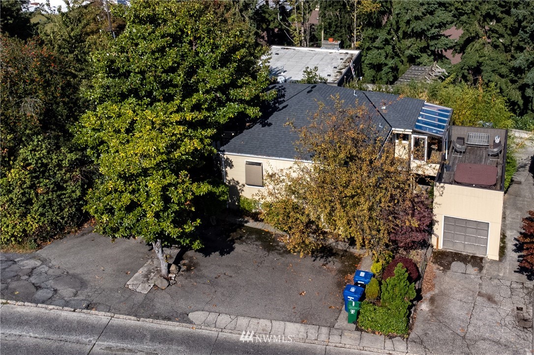 406 Raye Street Seattle, WA 98109 - Photo 24 of 37 Gallery Image 24