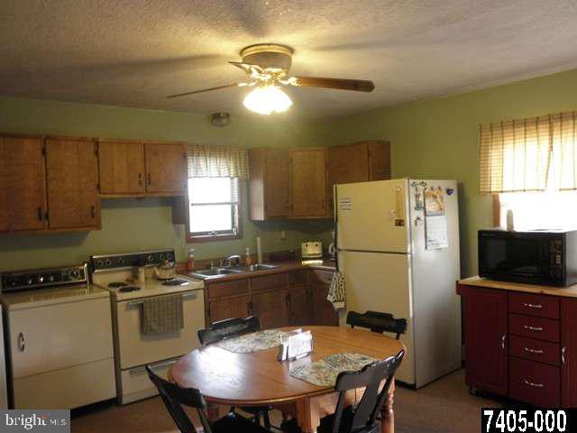 5741 Clearview Road Dover, PA 17315 - Photo 8 of 16 Gallery Image 8